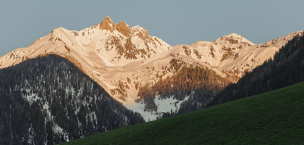 Original high-quality mountain landscape